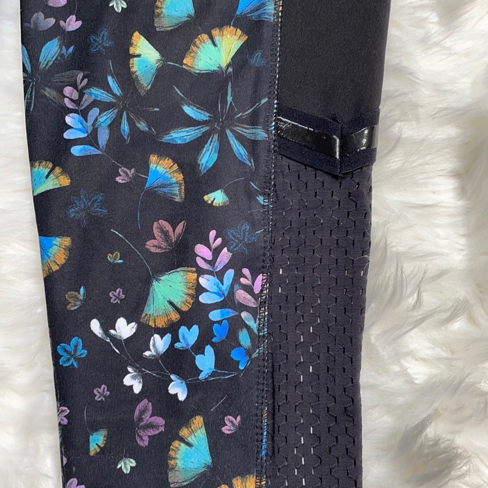 Jessica Simpson The Warmup Floral Pattern Leggings - Picture 2 of 15